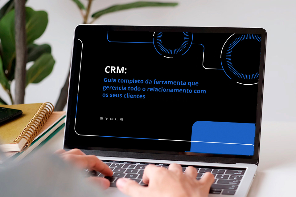 O que é CRM? (Customer relationship management) O guia completo